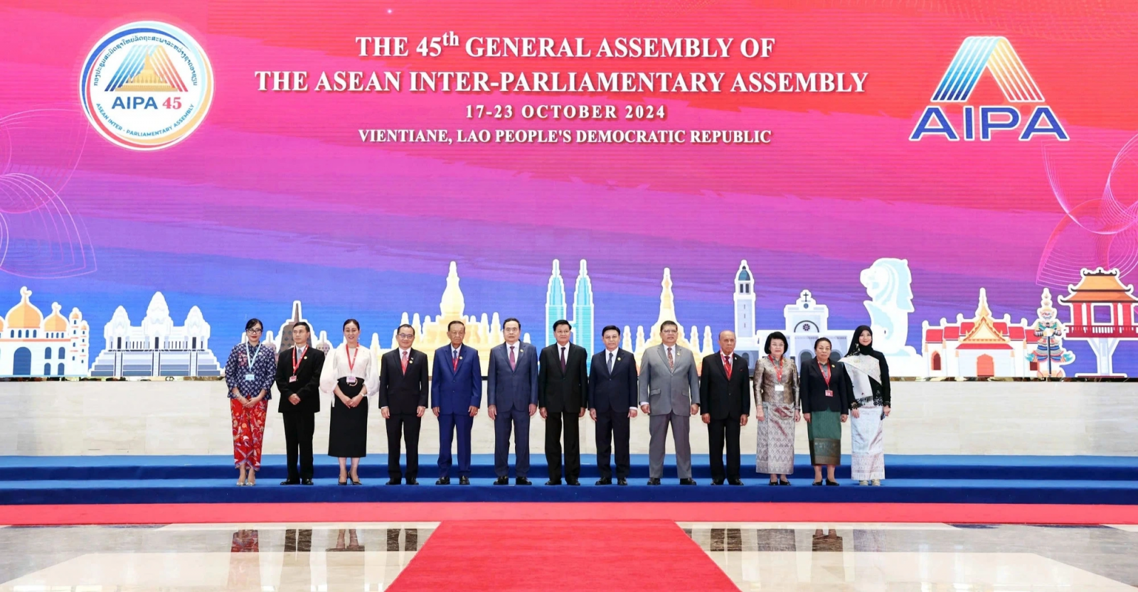 Tổng Bí thư, Chủ tịch nước Tô Lâm: ASEAN đang tiến tới một sự chuyển mình mạnh mẽ.