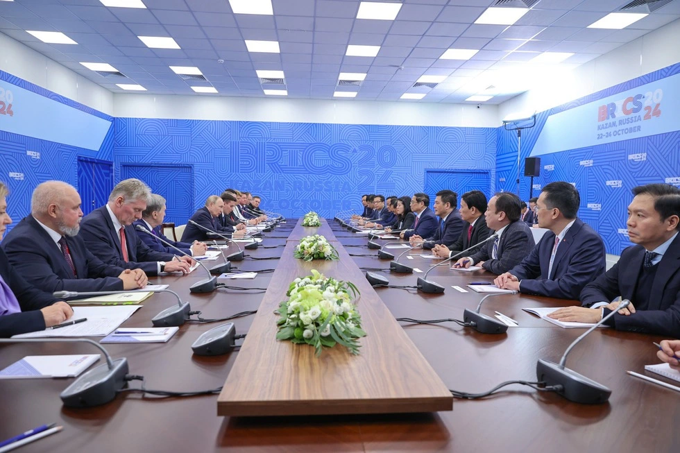 Cuộc gặp gỡ giữa Thủ tướng Phạm Minh Chính và Tổng thống Nga Putin