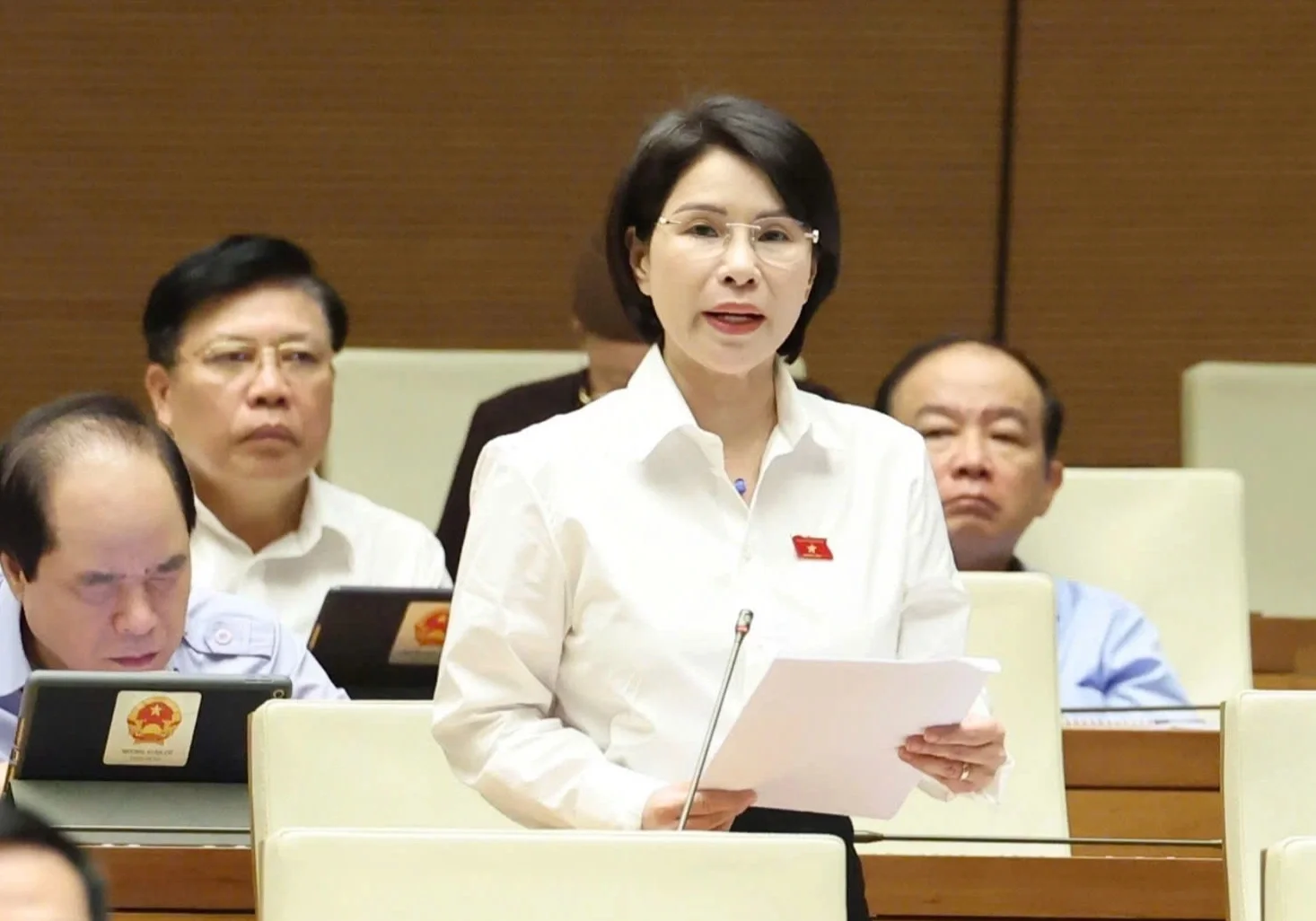 Bộ trưởng Y tế: Nếu không quản lý giá thuốc, sẽ giống như việc thả gà rồi rượt bắt